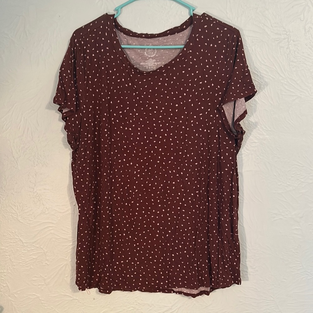 Brick Red Top with White Spots
